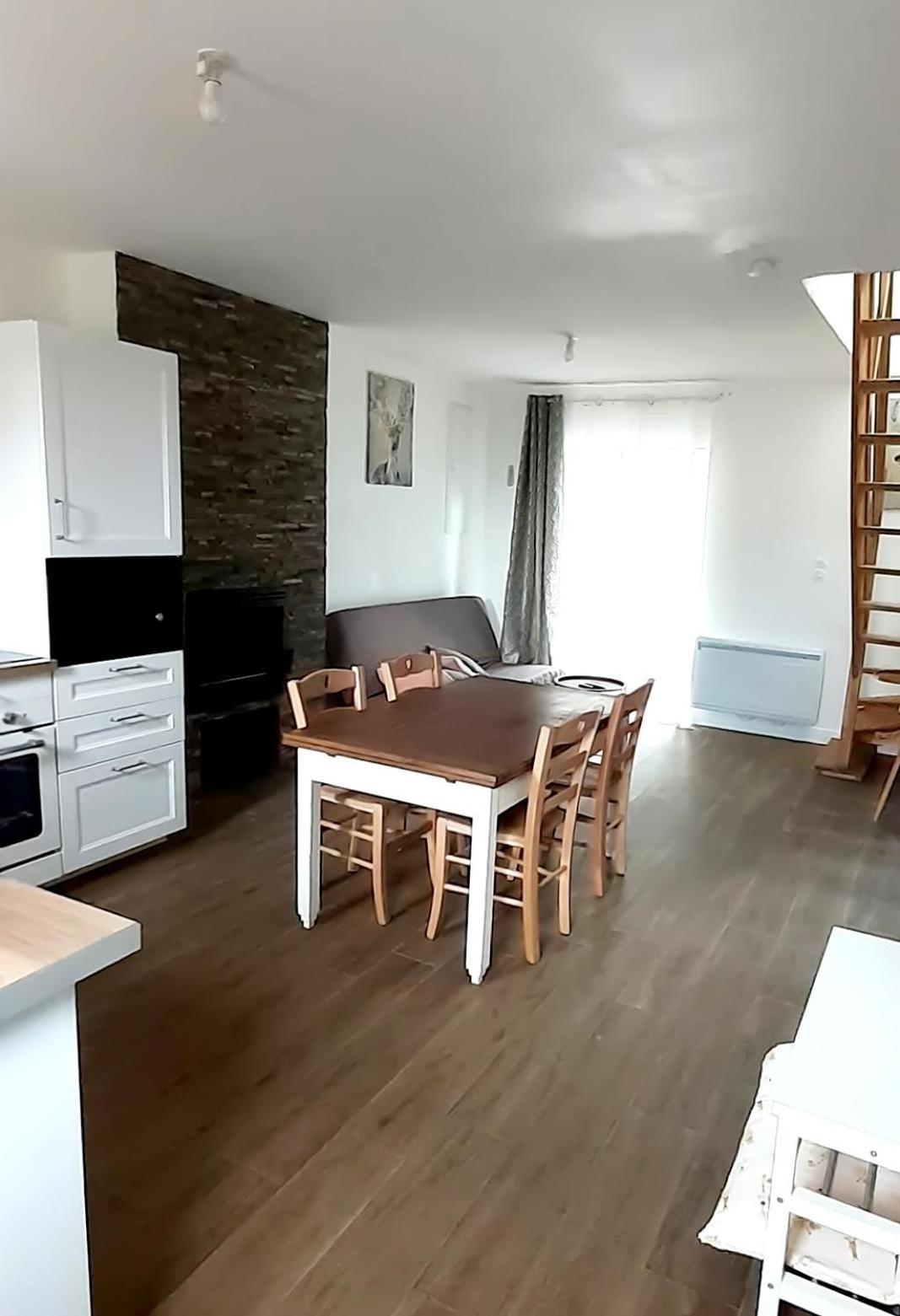 Au Lutin Pomme - Maison De Vacances Bretagne Mellé Dış mekan fotoğraf